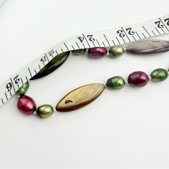 Sally C Treasures SX 925 Dyed Multicoloured Pearls & Mother of Pearl Necklace - Picture 10 of 10